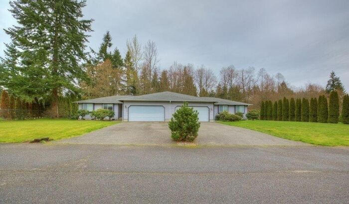 Foto principal - Wonderful 2 Bedroom, 2 Bathroom Duplex in ...