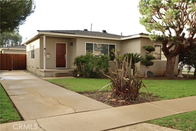 Primary Photo - 15829 La Salle Ave