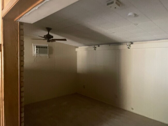 Foto del edificio - 11125 Forest Hill Ln