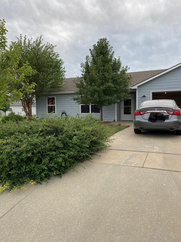 2226 Pheasant Lane - 2226 Pheasant Ln