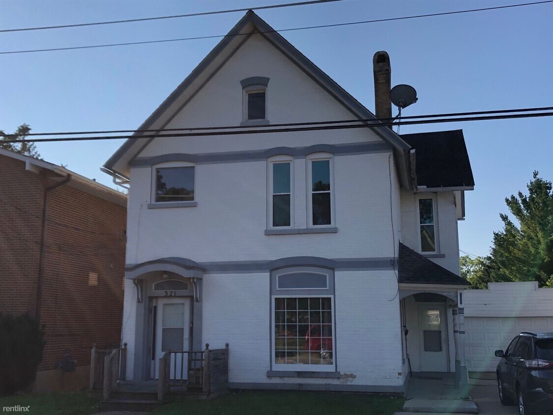 Primary Photo - 3 br, 1 bath Duplex - 321 Locust St Unit 2