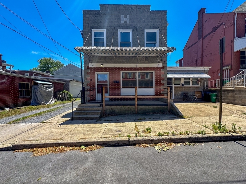 Foto principal - 814 6th St