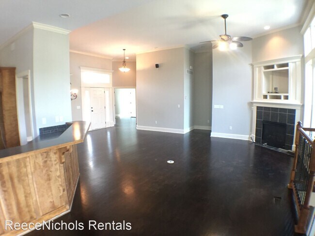 Building Photo - 4 br, 3 bath House - 15994 W 161st St