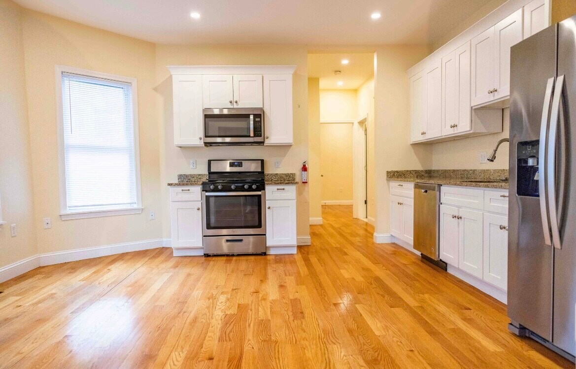 Primary Photo - 8 Dorset St