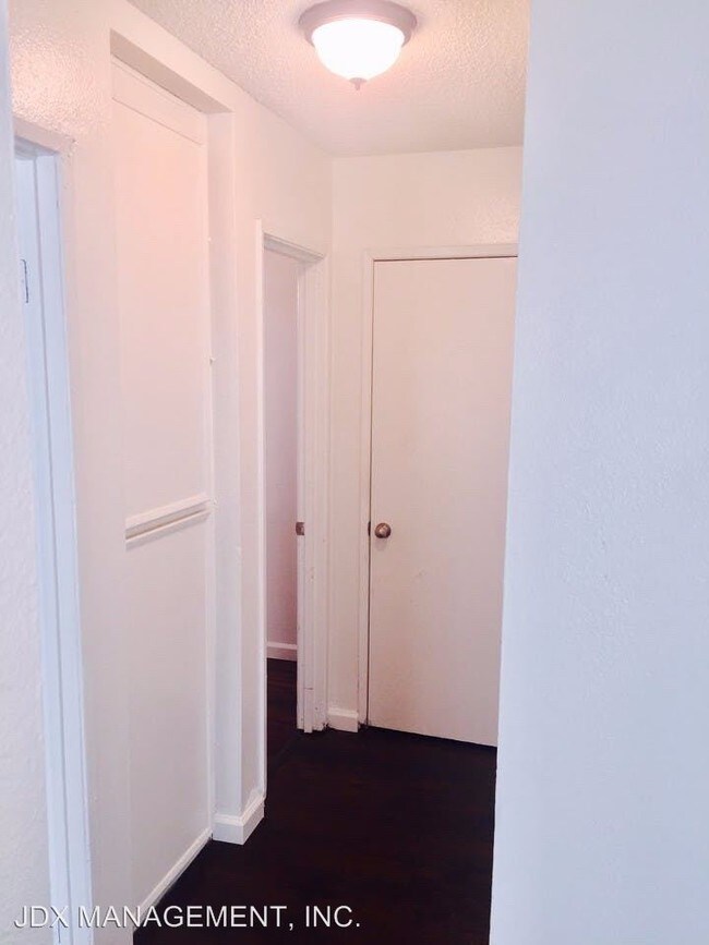 Foto del edificio - 575 Moss St