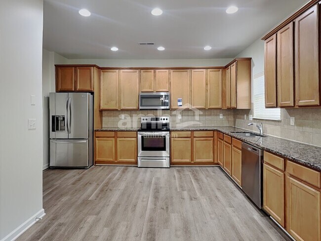 Foto del edificio - 3227 Runneymede Street SW