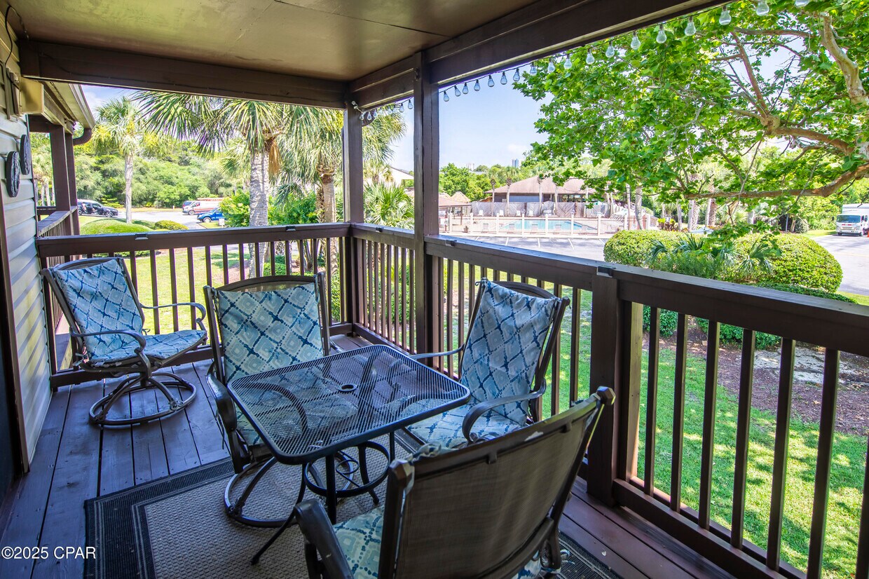 Foto principal - 17620 Front Beach Rd