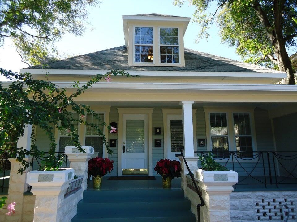 Foto principal - 317 7th St S