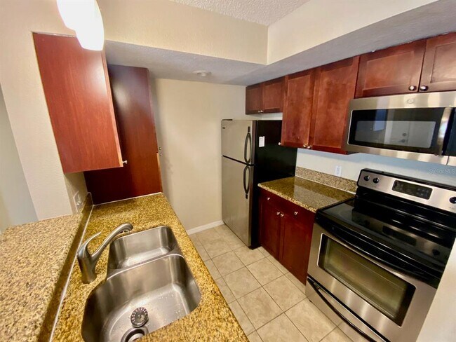 Foto del edificio - 5148 Conroy Rd