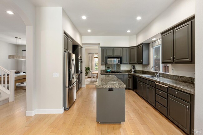 Building Photo - 1038 Fryer Creek Dr