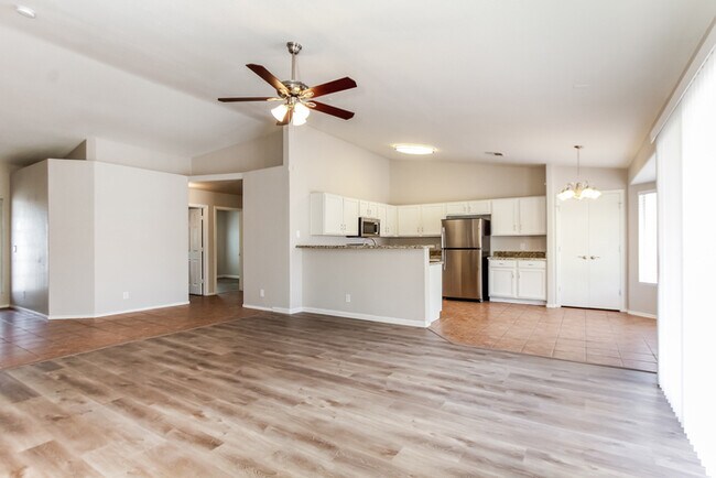 Foto del edificio - 2816 W Pecan Rd