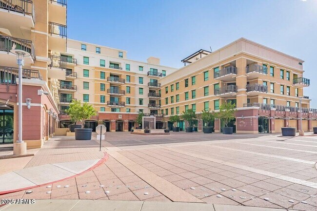 Foto del edificio - 6803 E Main St