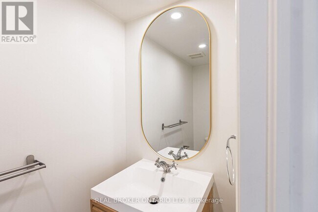 Photo du bâtiment - 25 Arundel Dr