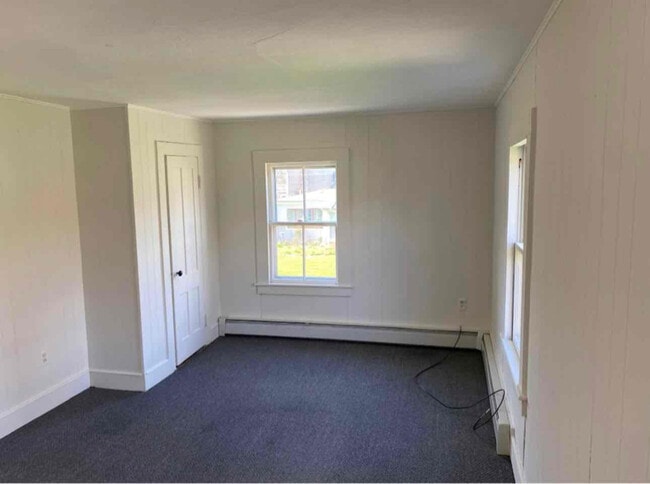 Building Photo - 127 Perry St