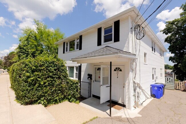 Foto del edificio - 89 Brayton Rd