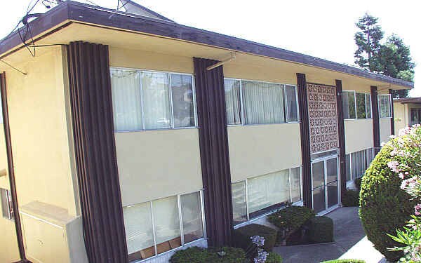 Foto del edificio - 1617 Sixth Ave
