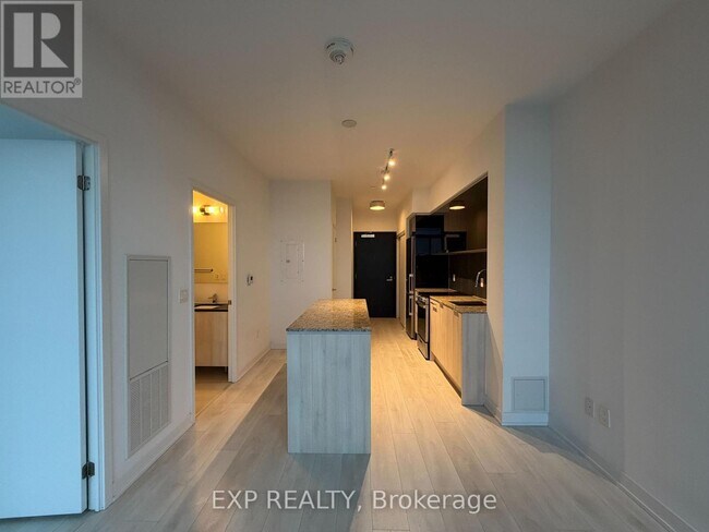 Building Photo - 31 Tippett Rd