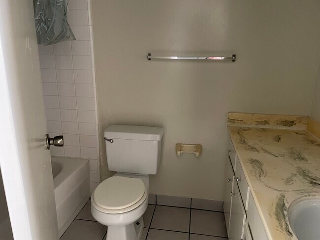 Foto del edificio - 203 Montana Ave