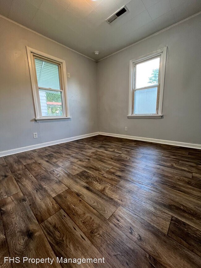 Foto del edificio - 3 br, 1 bath House - 2622 N Fremont Ave