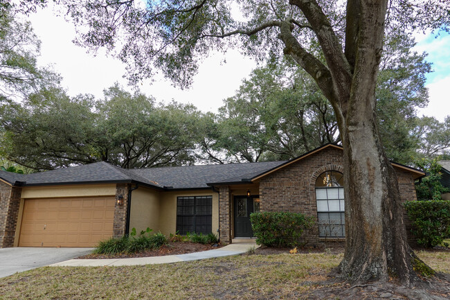 Building Photo - 512 Pinewalk Dr