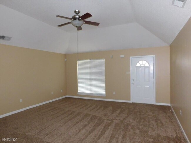 Building Photo - 3 br, 2 bath House - 12621 Fox Run Cove
