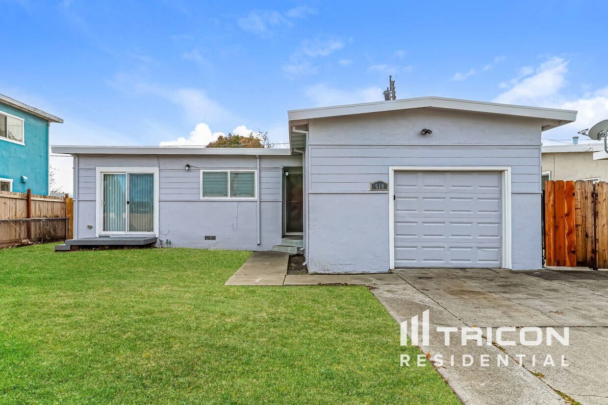 Foto principal - 519 E Travis Boulevard Fairfield CA