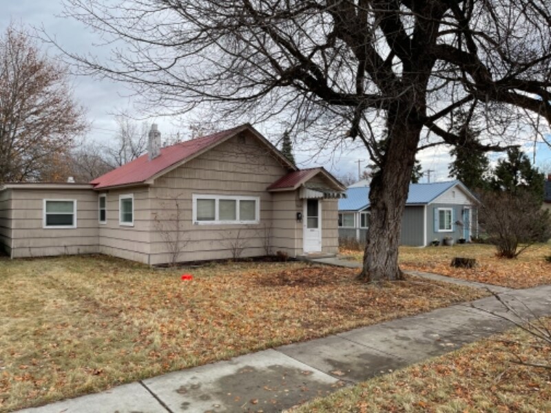 925 5th Ave E, Kalispell, MT 59901 House Rental in Kalispell, MT