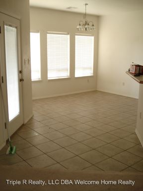 Foto del edificio - 3549 Rosewood Ave