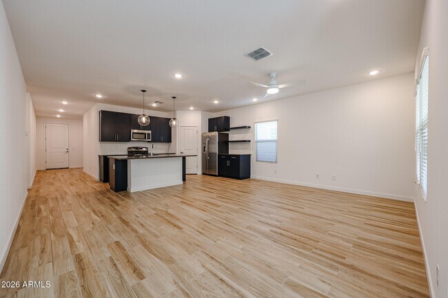 Foto del edificio - 7763 N 86th Ln