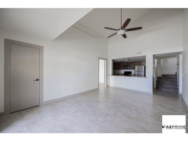 Building Photo - Stylish 3/3 Townhouse Near ASU - Gated Com...