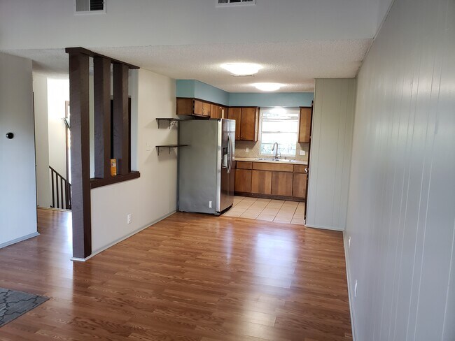 Foto del edificio - 2205 Trailside Dr