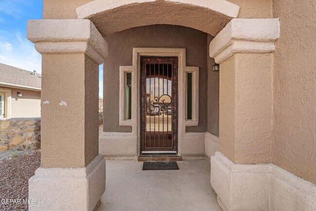 Foto del edificio - 14386 N Cave Dr