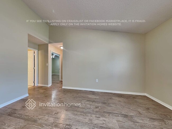 Building Photo - 4222 Shades Crest Ln