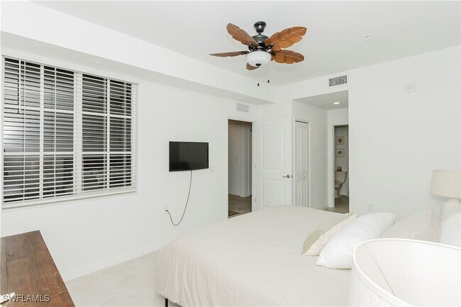 Foto del edificio - 5651 Double Eagle Cir