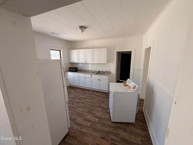 Building Photo - 133-135-135 Market St