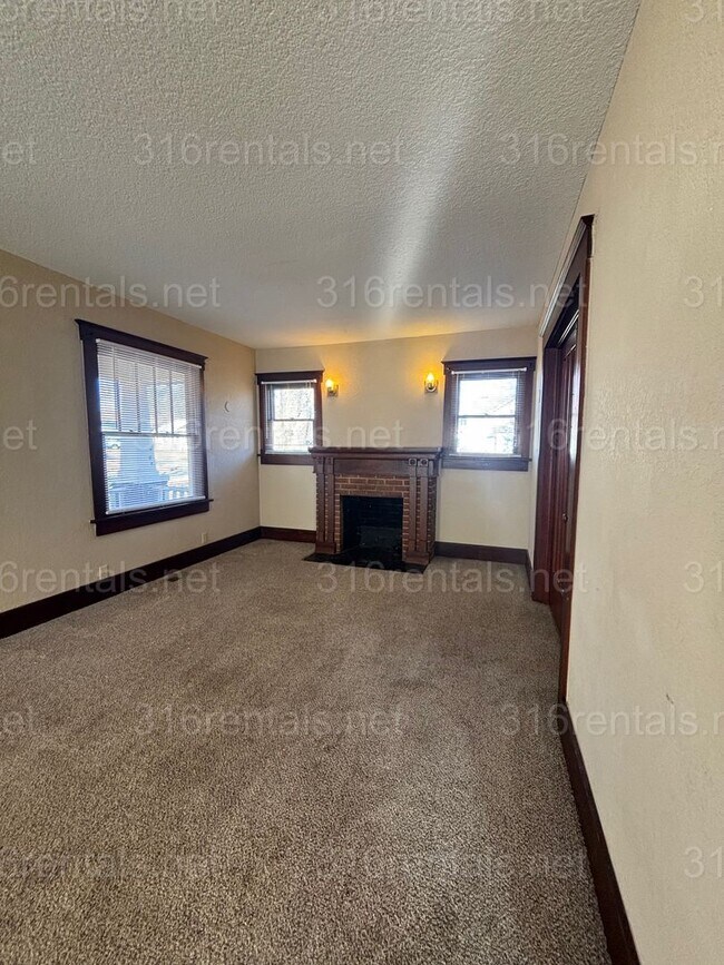 Foto del edificio - Rental Available NOW!