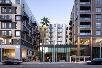 Building Photo - Resa Long Beach