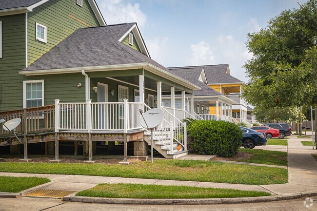 You'll find single and double craftsman homes in pockets of New Aurora.