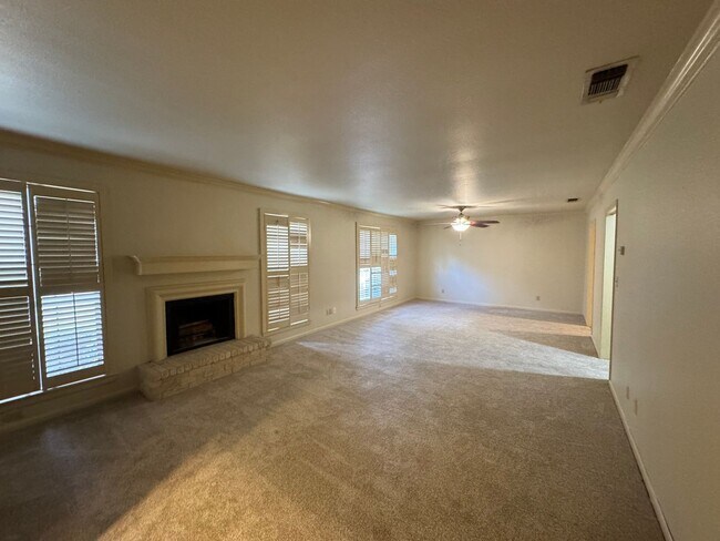 Foto del edificio - Spacious 2 Bedroom 2 Bath Condo in Alamo H...