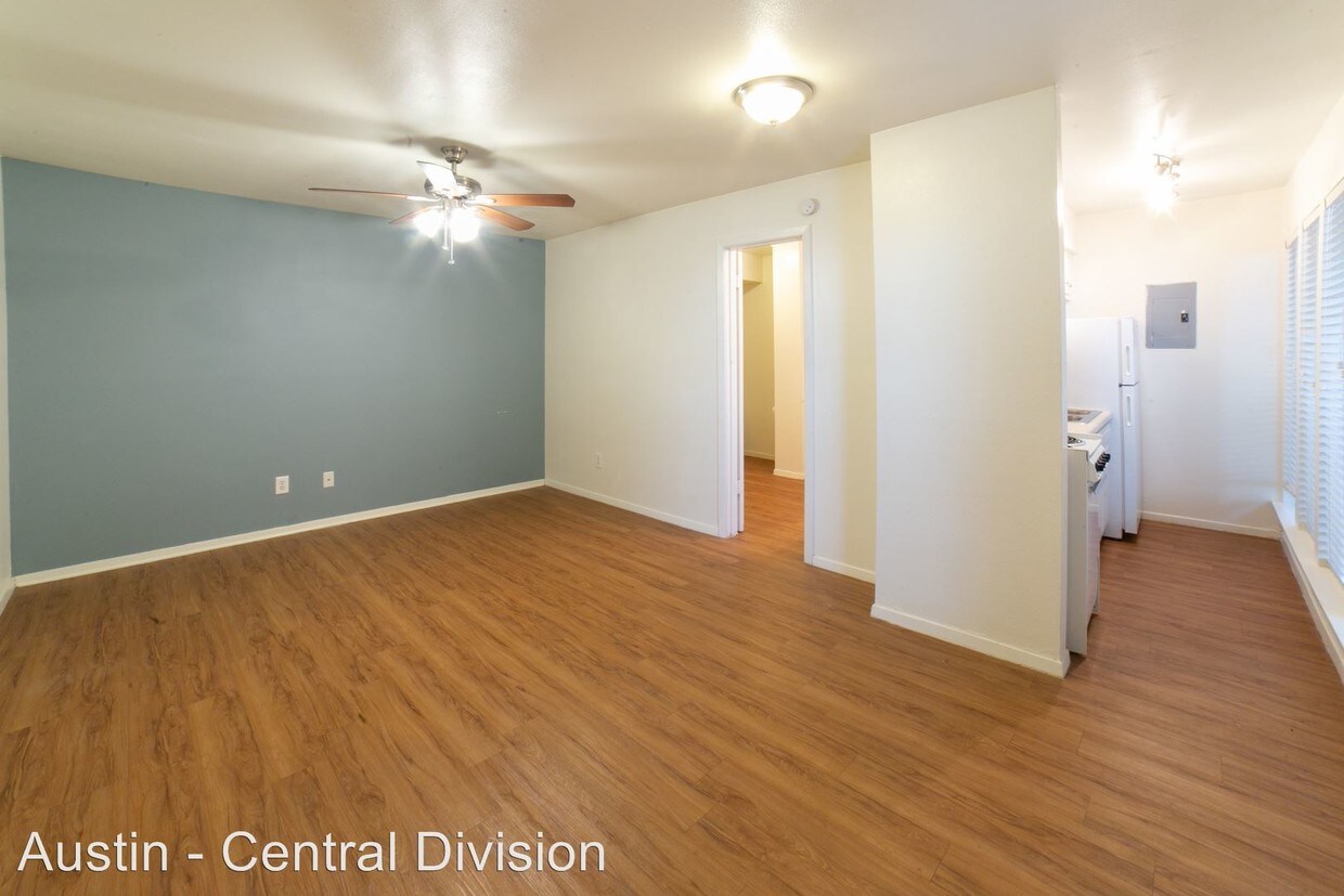Primary Photo - 4558-4558 Avenue A