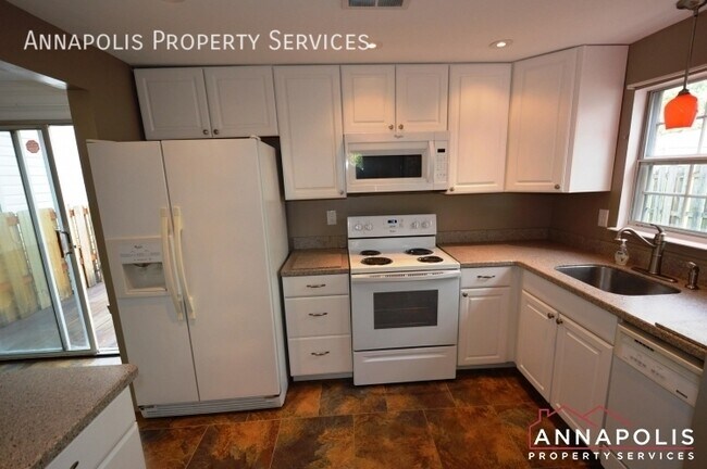 Building Photo - 1581 Star Pine Dr