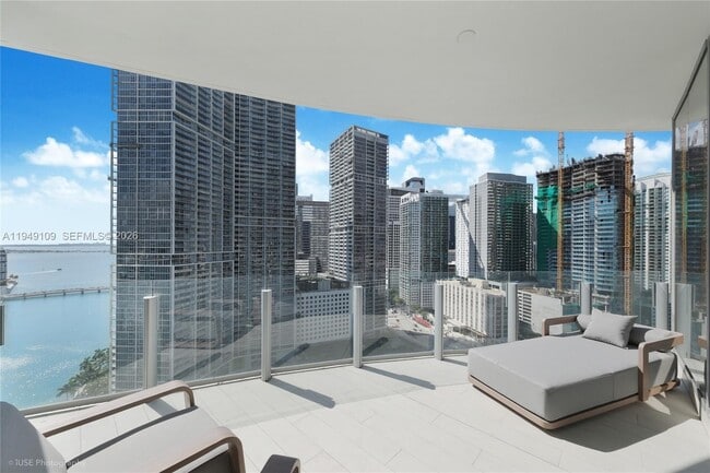 Building Photo - 300 Biscayne Blvd Way