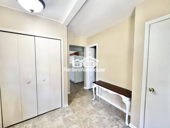 Foto del edificio - 5813 Clark St