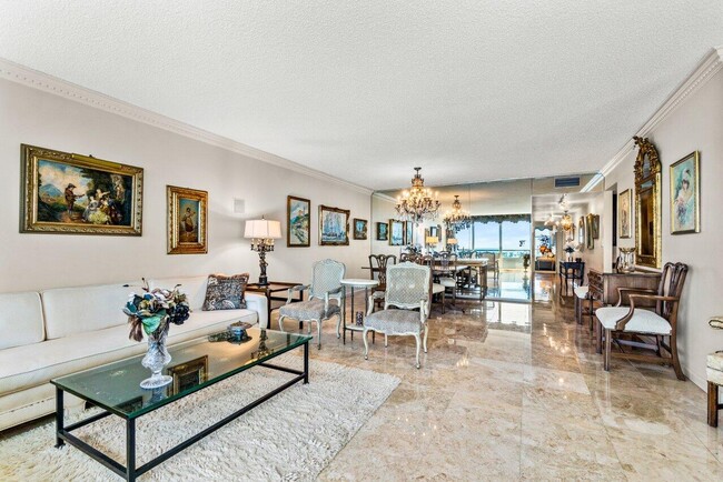 Foto del edificio - 529 S Flagler Dr