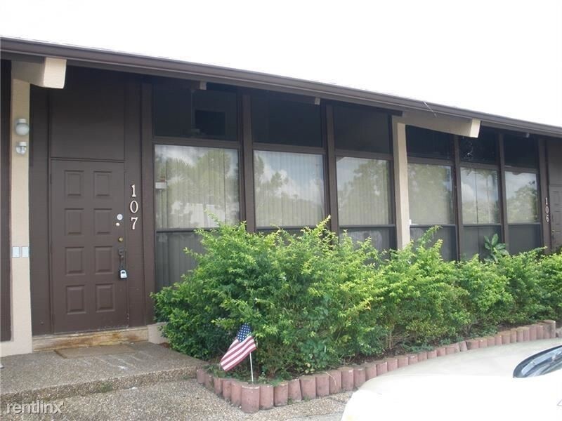 3 br, 3 bath - 2421 N 40th Ave Apt 107 - 3 br, 3 bath  - 2421 N 40th Ave Apt 107