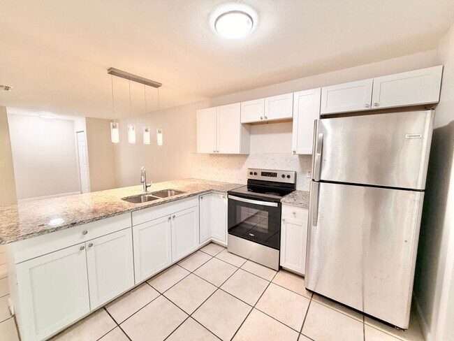 Foto del edificio - 4731 25th Pl SW