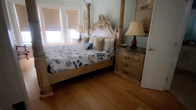 Building Photo - 20756 W End Dr