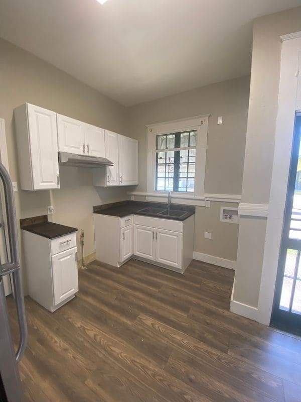 Building Photo - 8939 Dixon St