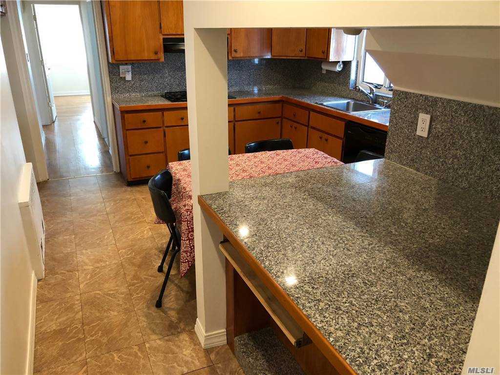 Foto principal - 530 E Chester St