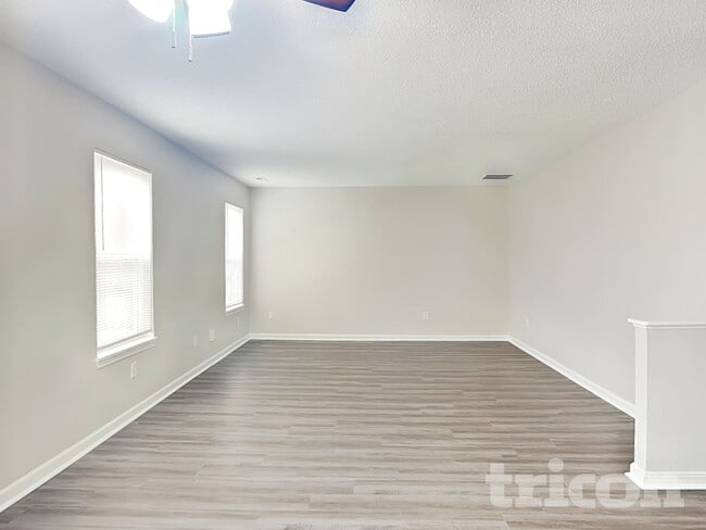 Building Photo - 10510 Candy Apple Ln